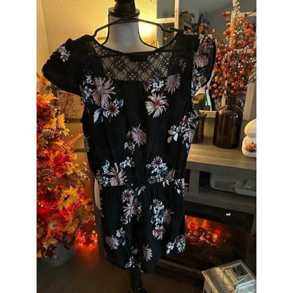 Joe B large romper - Picture 2 of 2